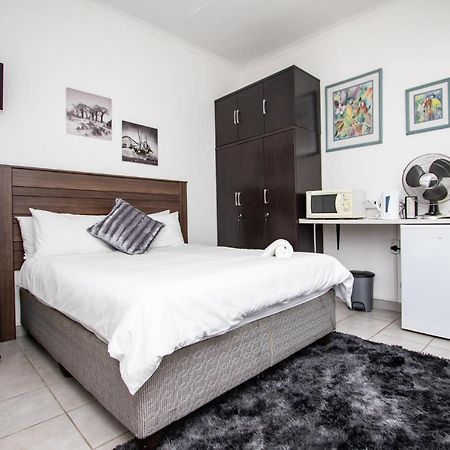 Willow Guest House Boksburg Exteriér fotografie