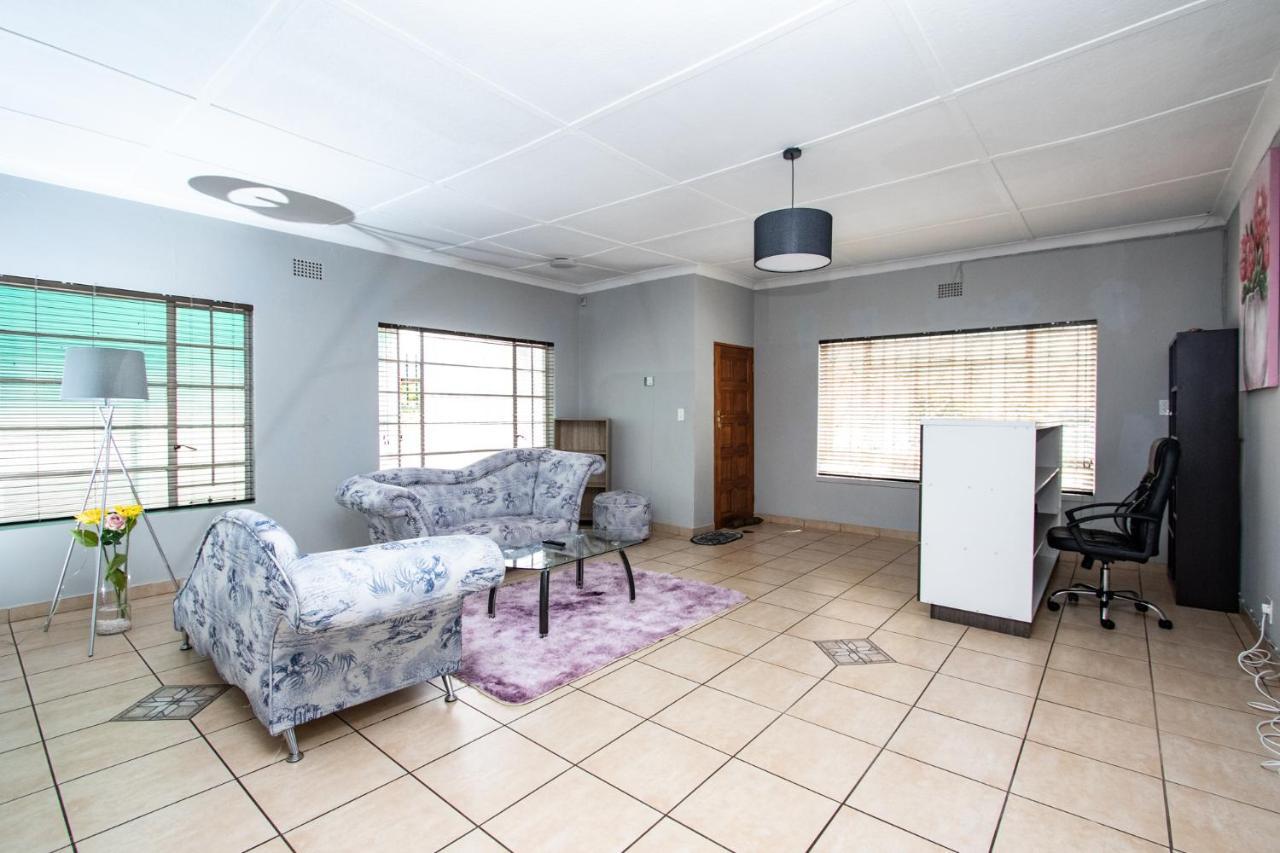 Willow Guest House Boksburg Exteriér fotografie